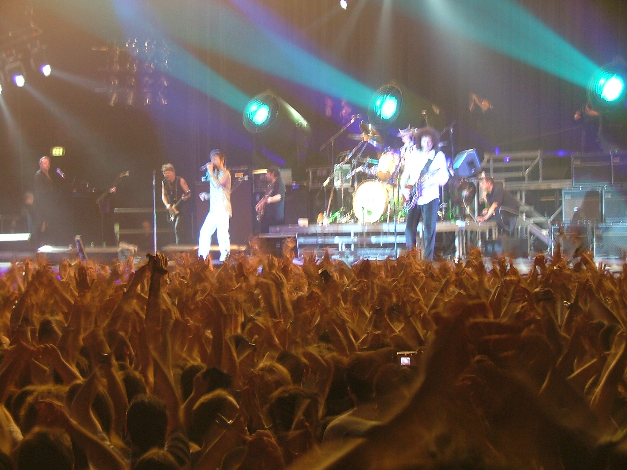 Queen Milano 5 aprile 2005 (Thank Vale Martignon)